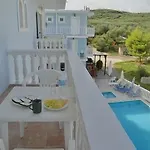 Clear Horizon Aparthotel 4*