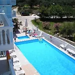 Aparthotel Clear Horizon Amoudi