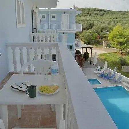 Clear Horizon Apart Otel 4*