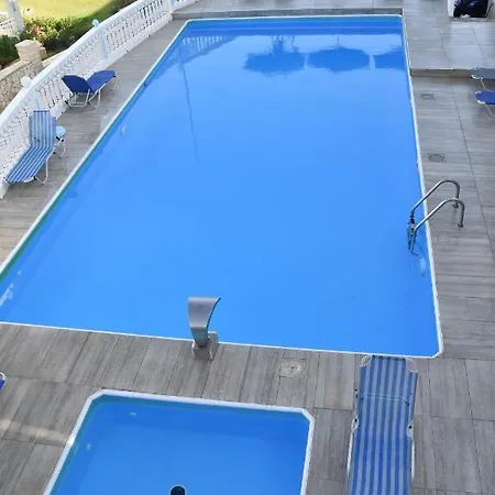 Clear Horizon أمودي