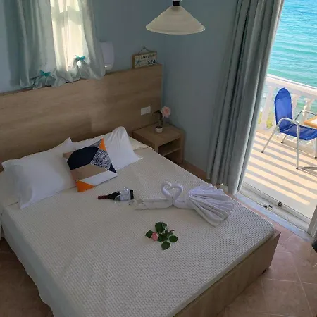 Clear Horizon Apart Otel Ammoudi