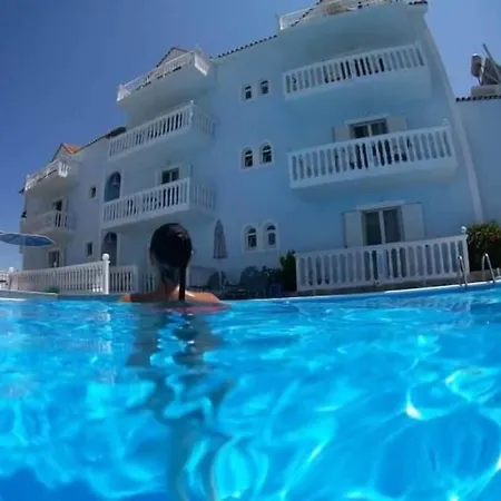 Clear Horizon Aparthotel 4*