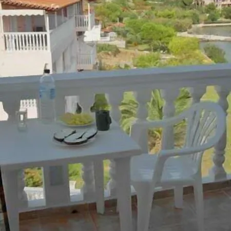 Clear Horizon أمودي